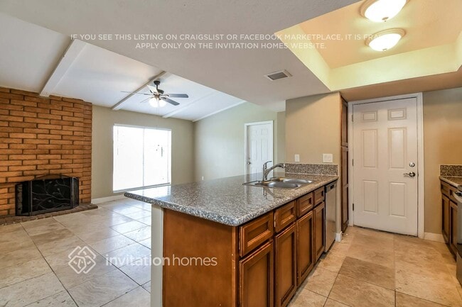 Building Photo - 4134 N 86th Ave