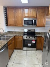 Building Photo - 8710 N Sherman Cir
