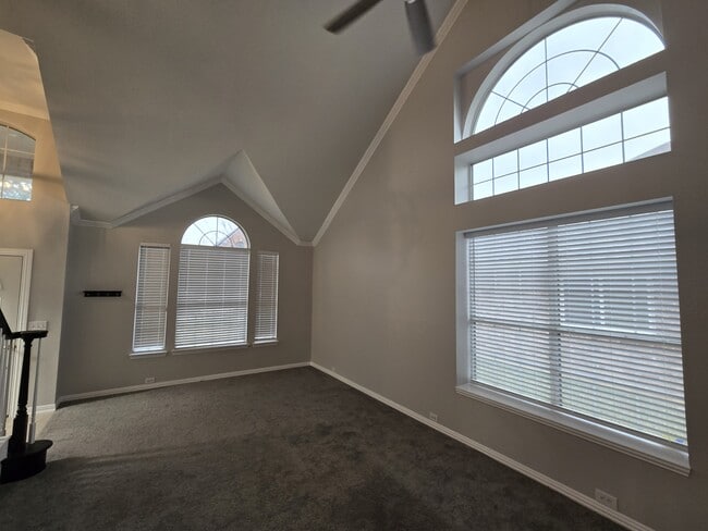 Building Photo - 4241 Arbor Ln