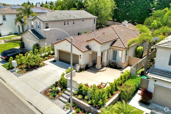 Building Photo - 1174 Mariposa Rd
