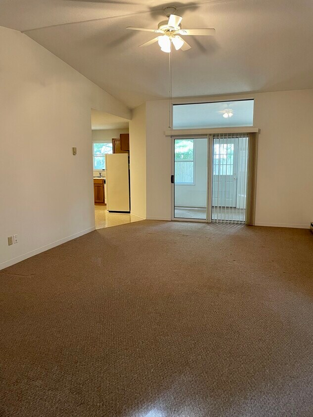 Foto principal - 25 Orchard Ln