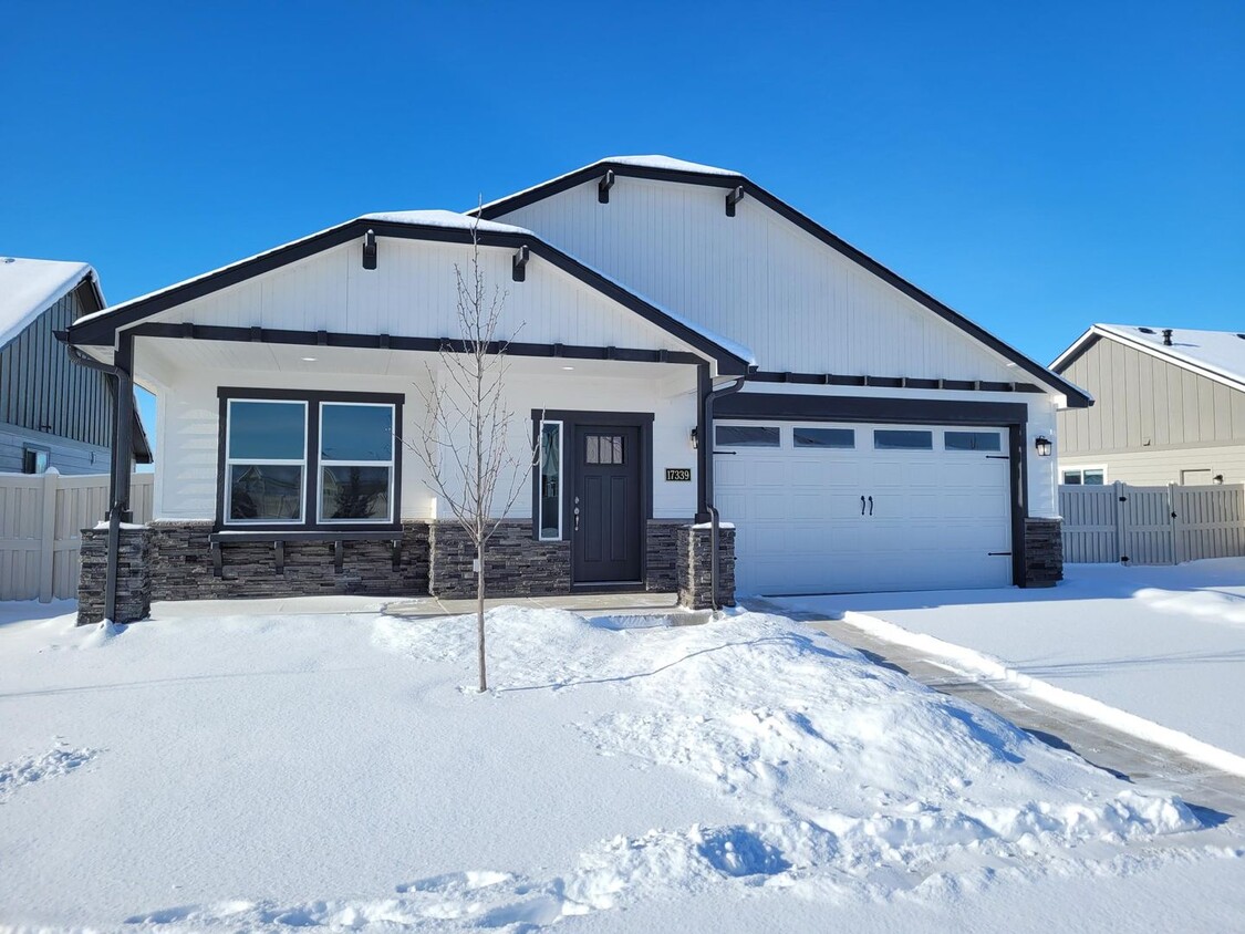 Foto principal - Stunning home in N.E. Nampa