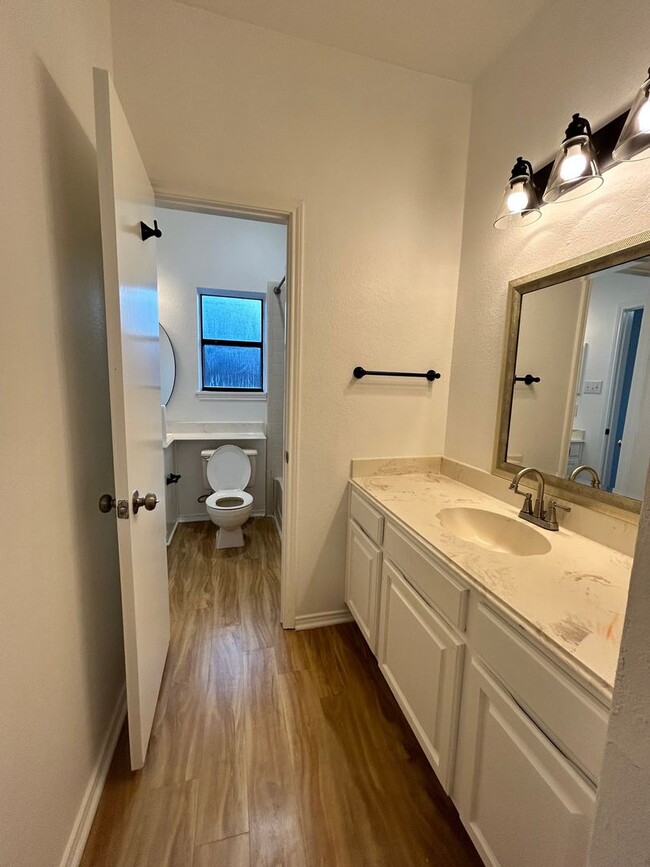 Building Photo - Charming 3BR House in Mesquite