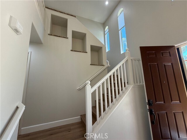 Building Photo - 18 Mineral King