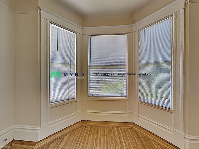 Building Photo - 2 br, 1 bath Apartment - 501-507 Bartlett St