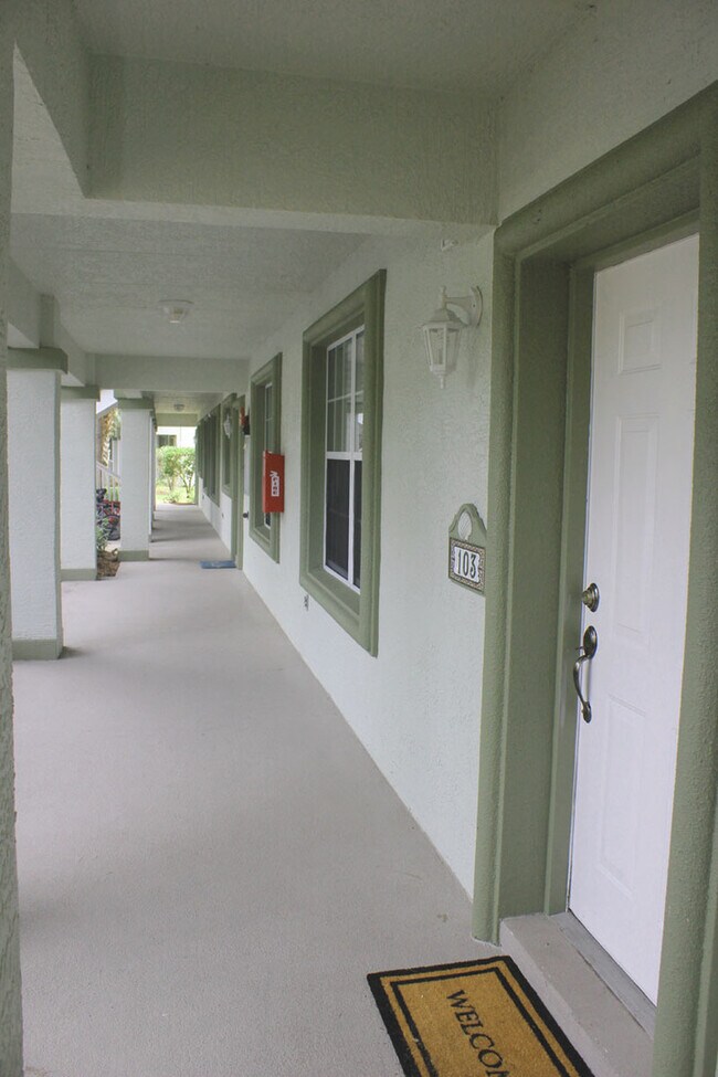 Building Photo - Ground Floor 2 Bedroom Condo in Matanzaz S...