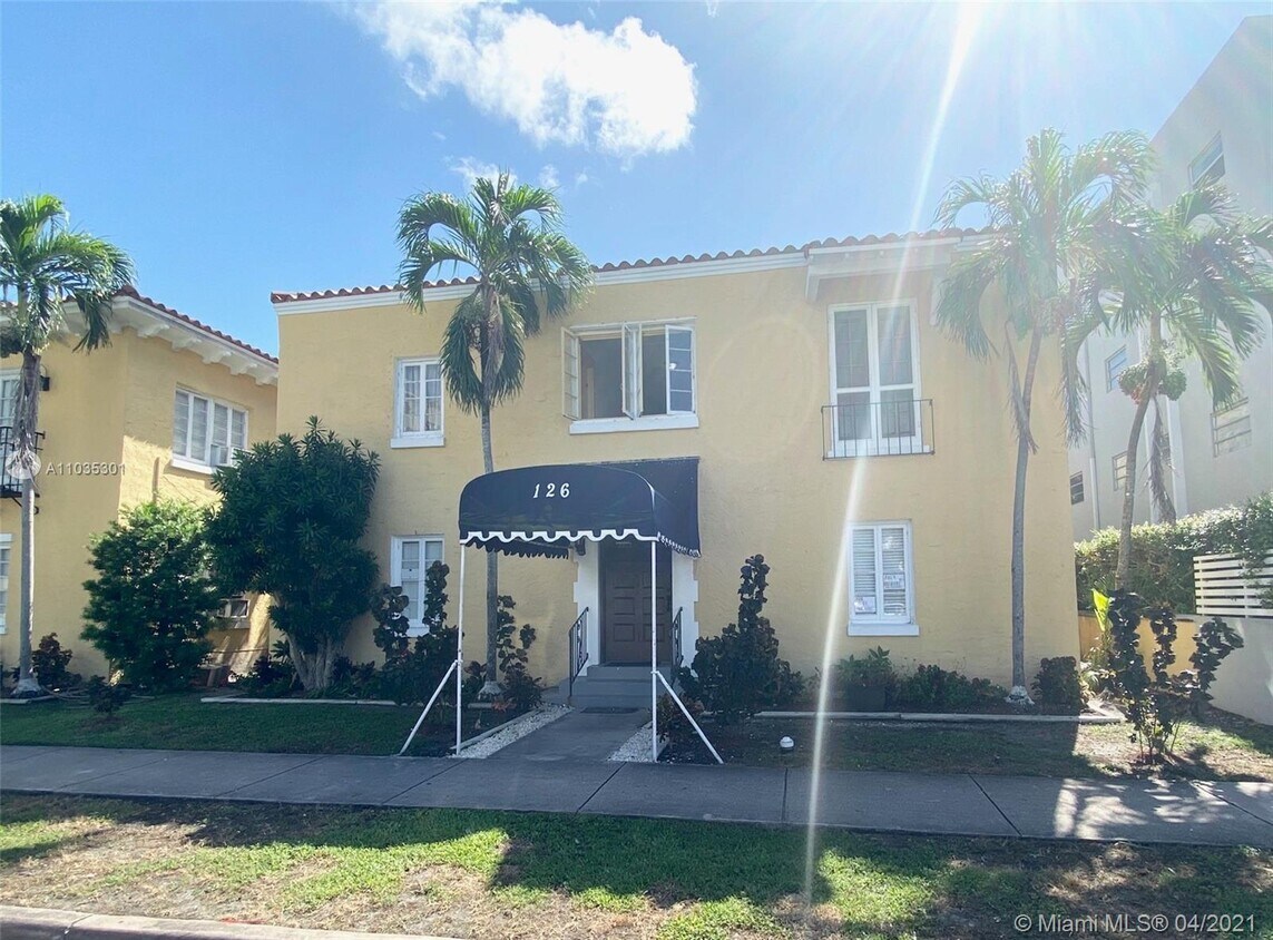 126 Mendoza Ave Unit 2A, Coral Gables, FL 33134 Condo for Rent in