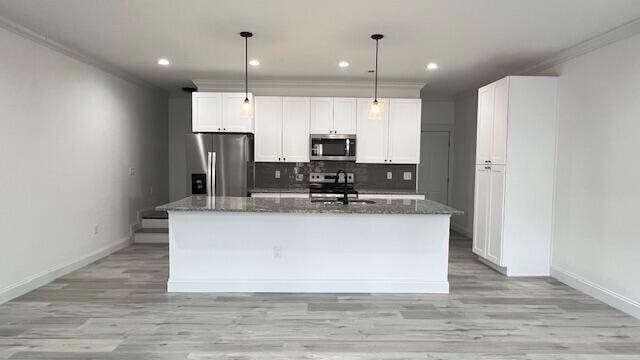 Building Photo - 1913 Cypress Ln