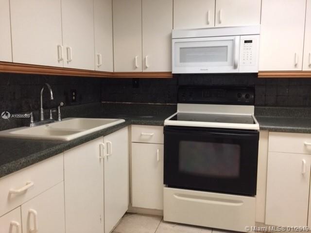 Foto del edificio - 4108 NW 88th Ave