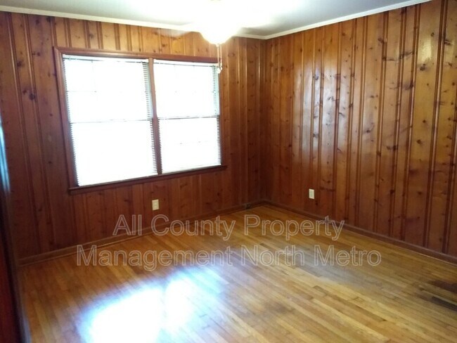 Foto del edificio - 1249 Valley View Rd