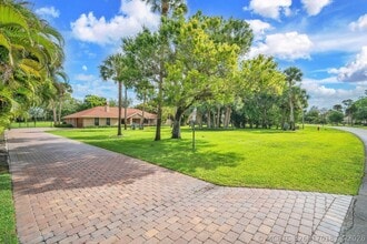Building Photo - 13759 Doubletree Trail