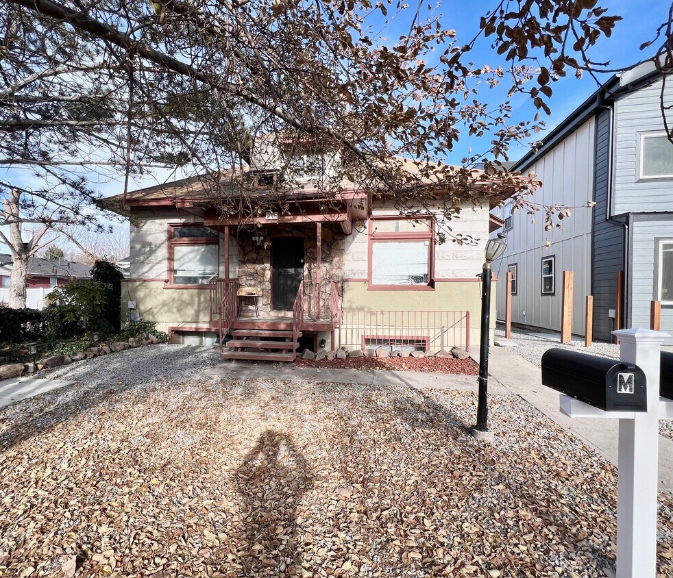 Foto principal - 381 Kensington Ave S