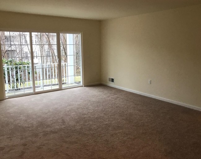 Foto del edificio - 920 Juniper Way