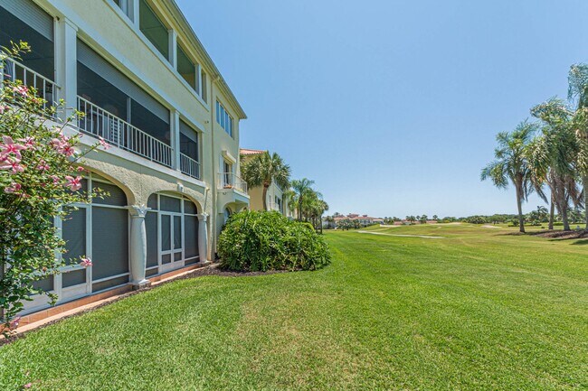 Foto del edificio - 5035 Harmony Cir