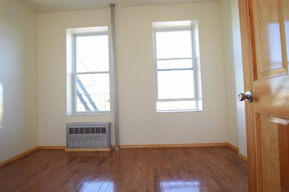 Building Photo - 4706 4th Ave
