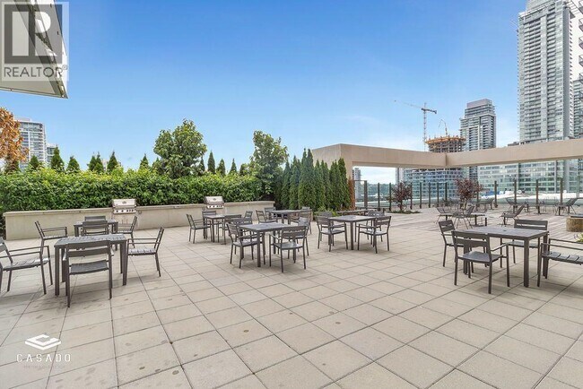 Photo du bâtiment - 4650 Brentwood Blvd