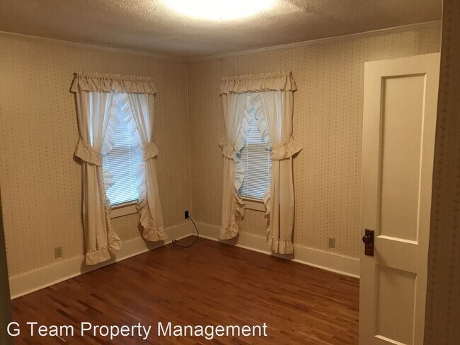 Foto del edificio - 513 Castle Heights Ave