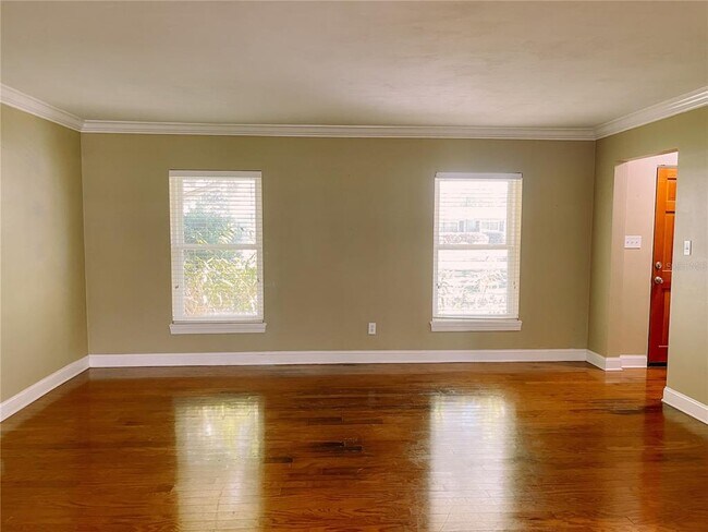 Foto del edificio - 1406 Ensenada Dr