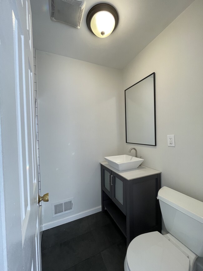 Building Photo - 55 Cebra Ave