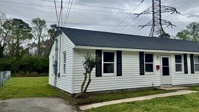 Building Photo - 1222 Davis St
