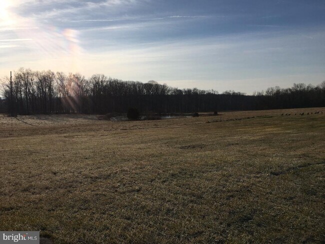 Foto del edificio - 1102 Ridge Rd