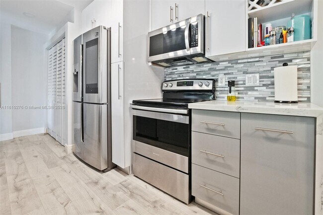 Foto del edificio - 15770 SW 104th Terrace
