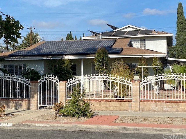 Primary Photo - 2417 Laird St