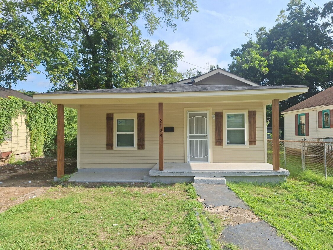 Primary Photo - 2128 Shannon Ave