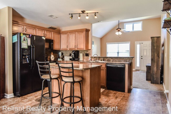 Building Photo - 3 br, 2 bath House - 606 Ashley Oaks Drive