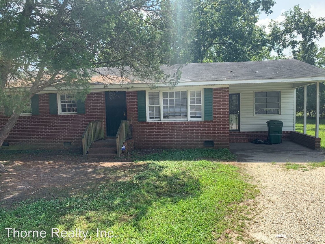 Primary Photo - 3 br, 1.5 bath House - 204 Ainsley Circle