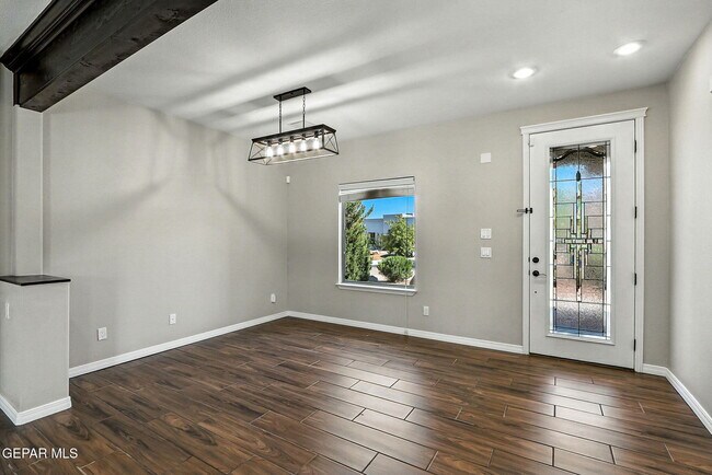 Foto del edificio - 7316 Meadow Sage