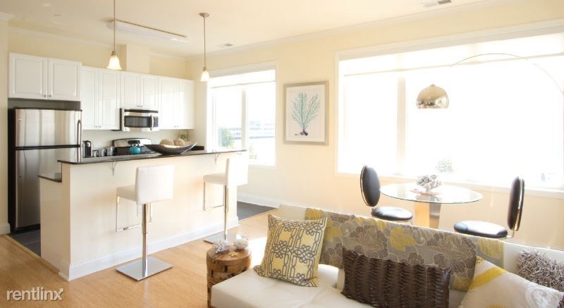Foto principal - 2 br, 2 bath Apartment - 7 Main St 02 Unit 02
