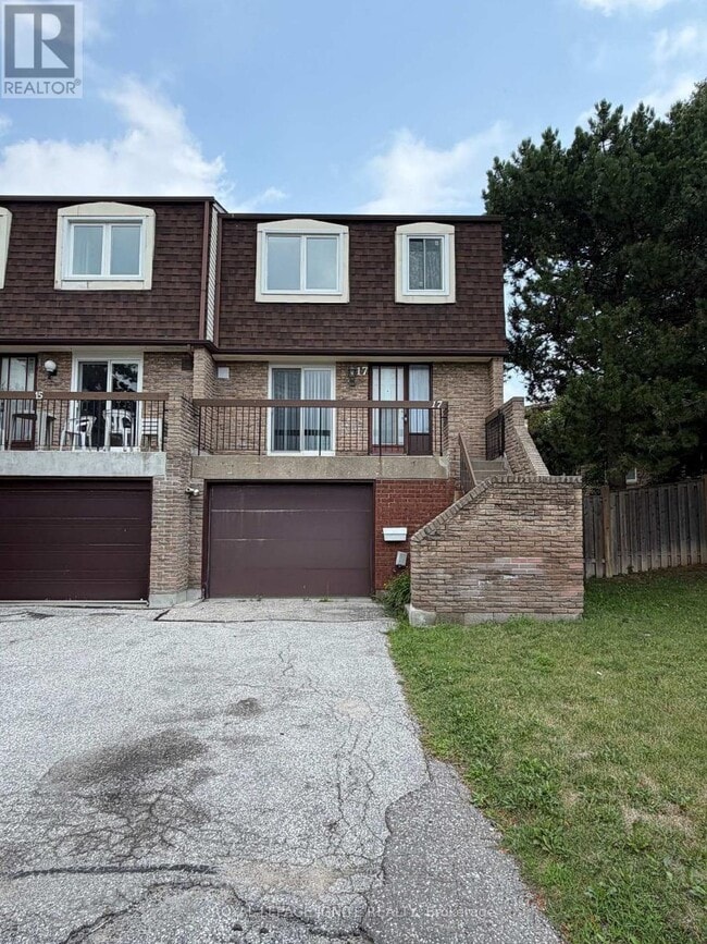 Building Photo - 17 Sandhurst Cir