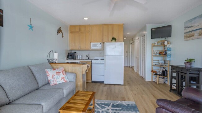 Foto del edificio - 23 S Forest Beach Dr