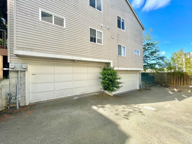 Foto del edificio - Great Townhome for rent