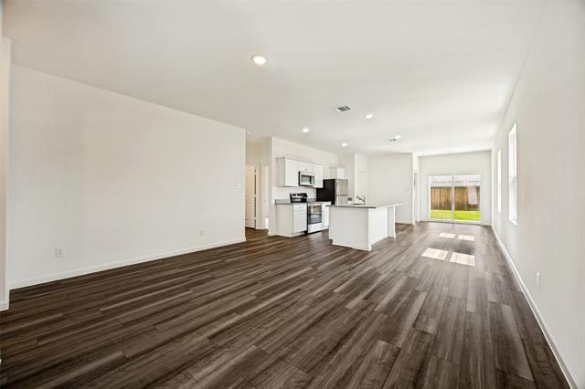 Foto del edificio - 525 Cherry Crk Ln