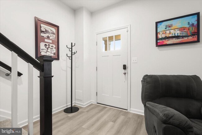 Foto del edificio - 1624 Aster Ln