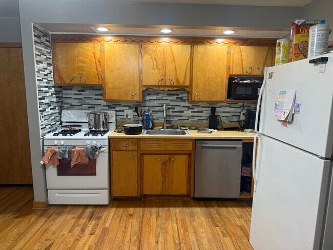Foto del edificio - 2708 Garfield St