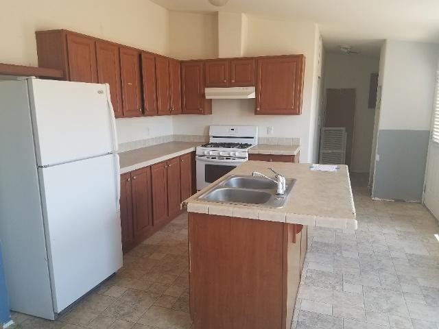 Foto del edificio - 3 bedroom in Concho AZ 85924