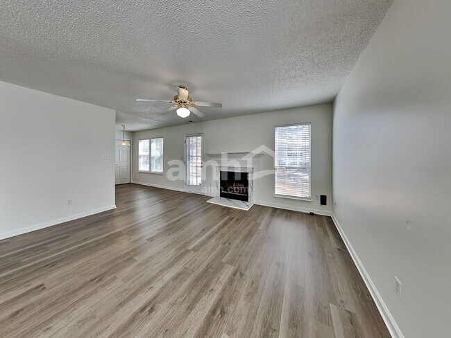 Foto del edificio - 1217 Ventura Springs Ct