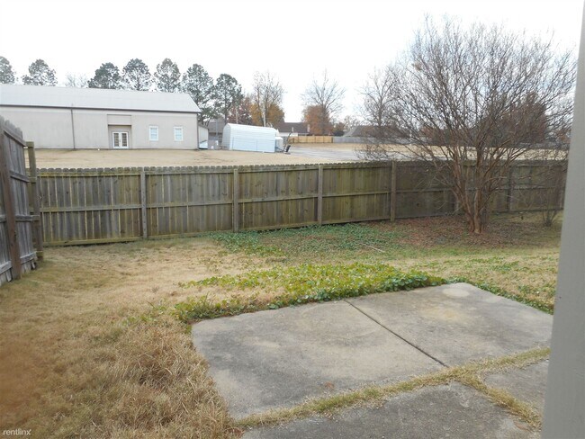 Building Photo - 3 br, 2.5 bath House - 7981 Marsha Woods D...
