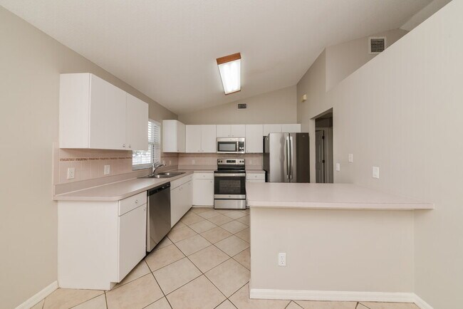 Foto del edificio - 4637 72nd Ct E