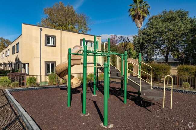Playground - Vineyard Townhomes