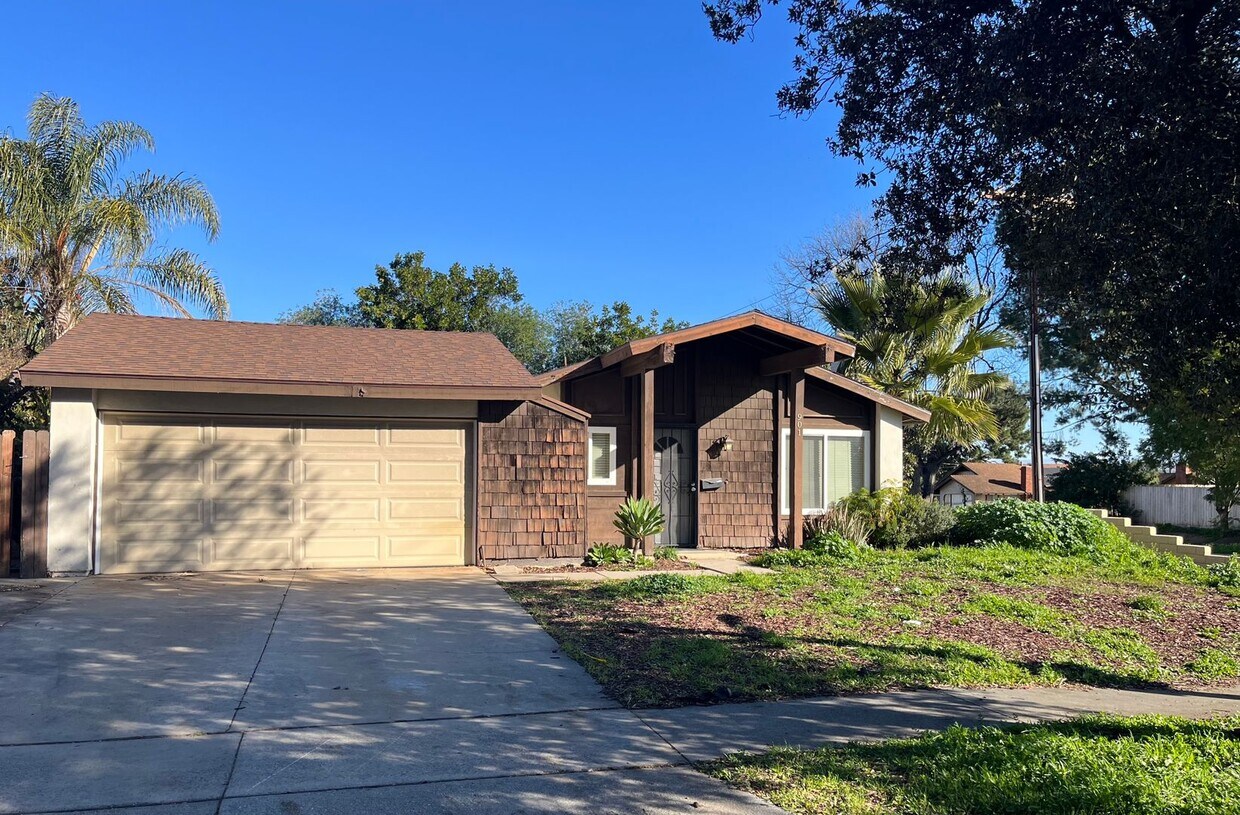Primary Photo - Single story 4 bedroom
