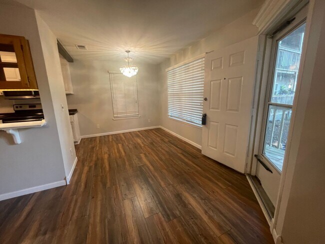 Foto del edificio - Inlet Colony First Floor Oasis!