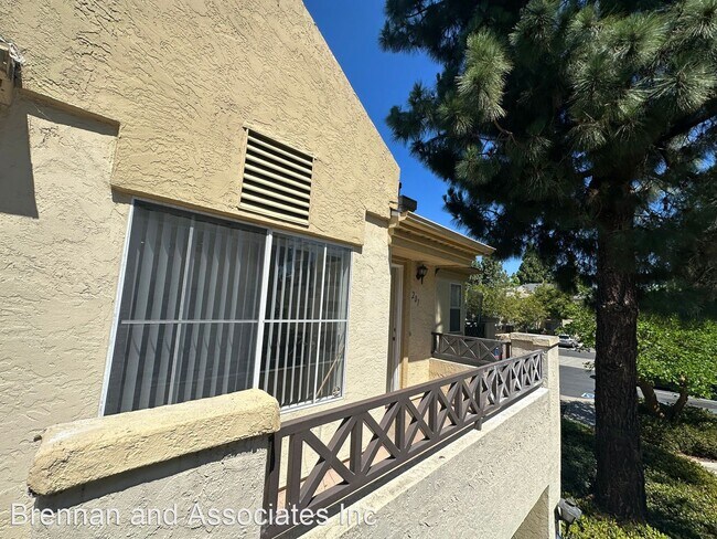 Building Photo - 3 br, 2 bath House - 2023 Lakeridge Circle...