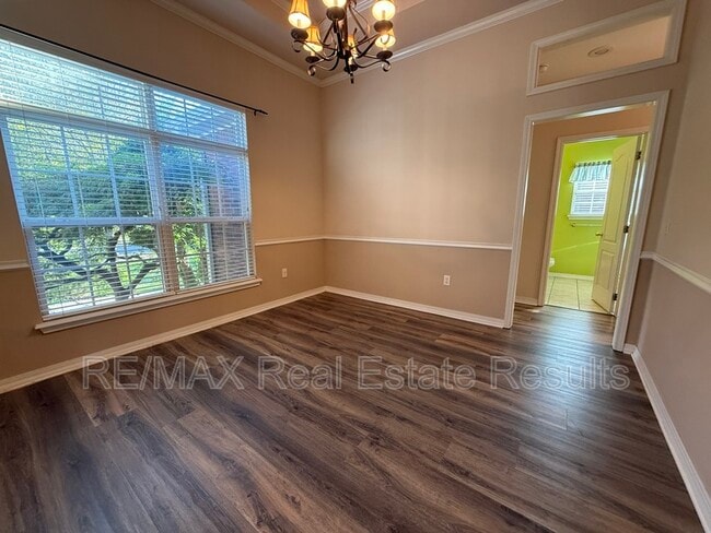Foto del edificio - 6454 Norman Ave