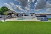 Foto principal - 531 NW 76th Ter