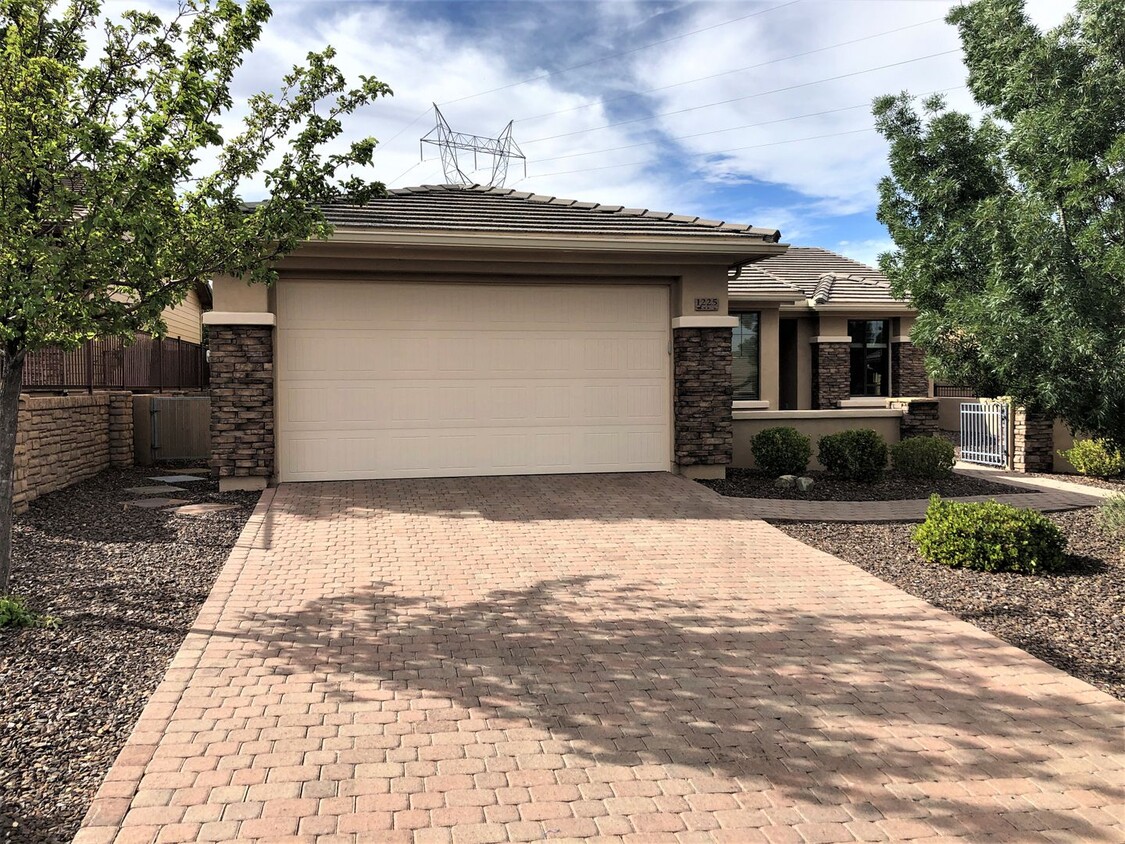 Primary Photo - APPLY NOW - 1225 Sarafina Dr