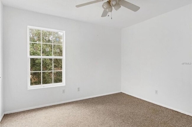 Foto del edificio - 36106 Lake Chase Blvd